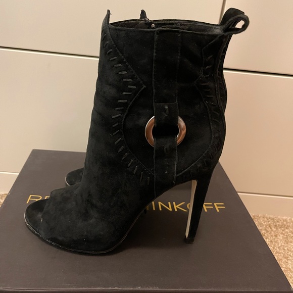 Rebecca Minkoff - Open toe ankle boots in suede! - Picture 3 of 6